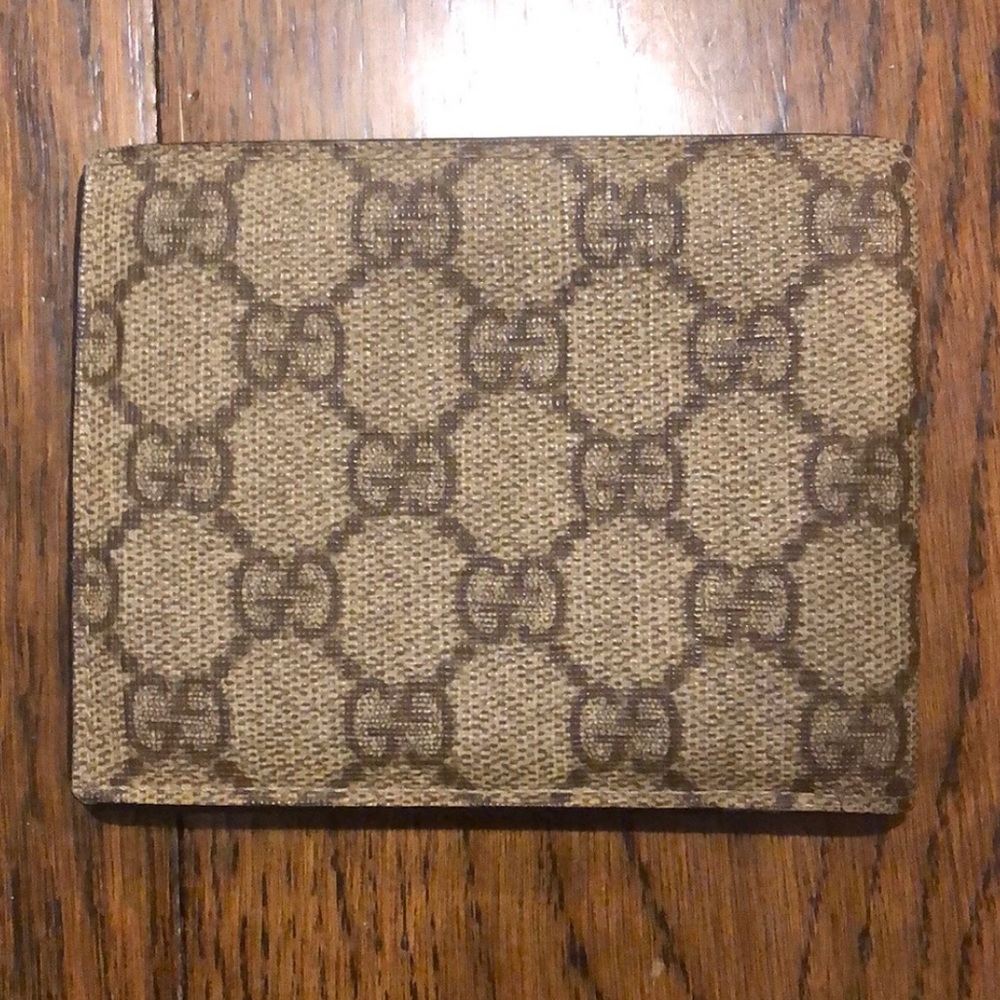 GUCCI GG Supreme Brown Leather Coated Canvas Monogram Bifold Wallet - Picture 16 of 17